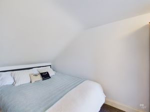 Photo 26- click for photo gallery